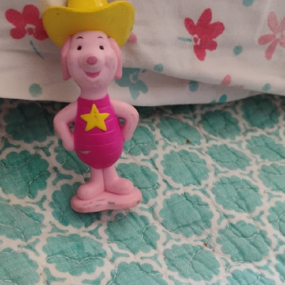 Winnie the Pooh piglet figure cowboy hat vintage